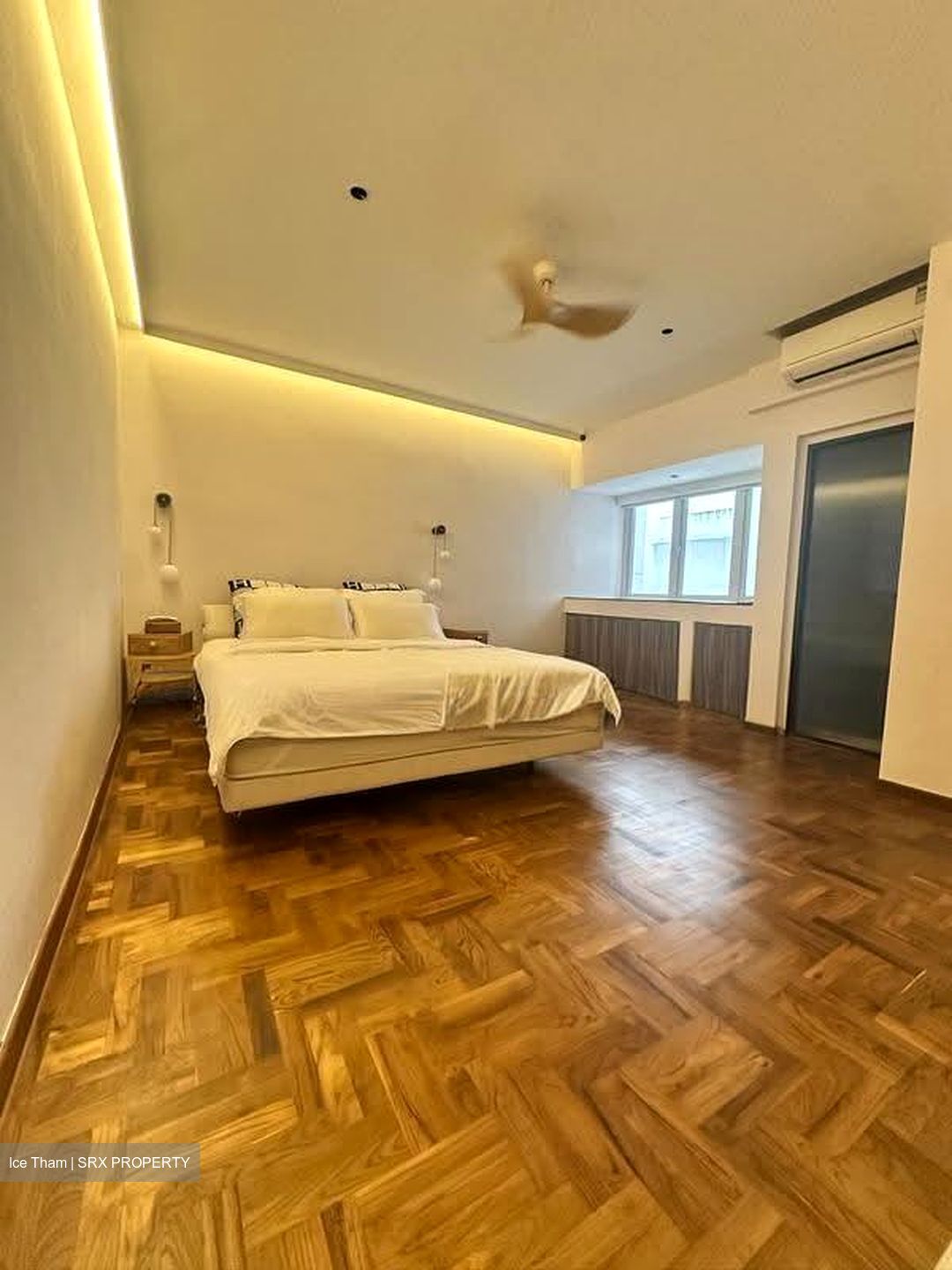 Townhouse Apartments (D9), Apartment #617655571